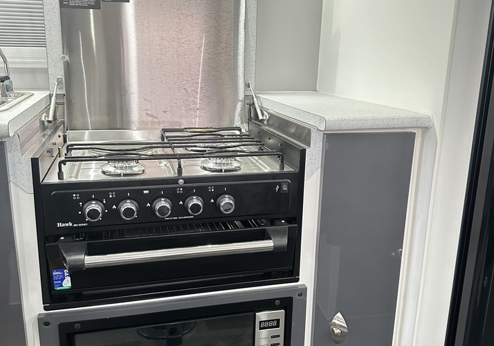Image of a Caravan - Image 9