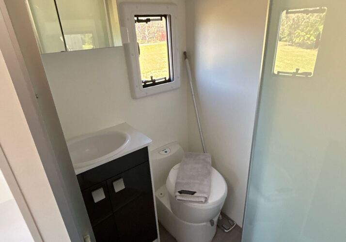 Image of a Motorhome - Image 11