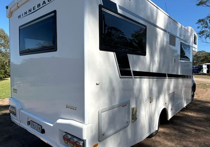 Image of a Motorhome - Image 3