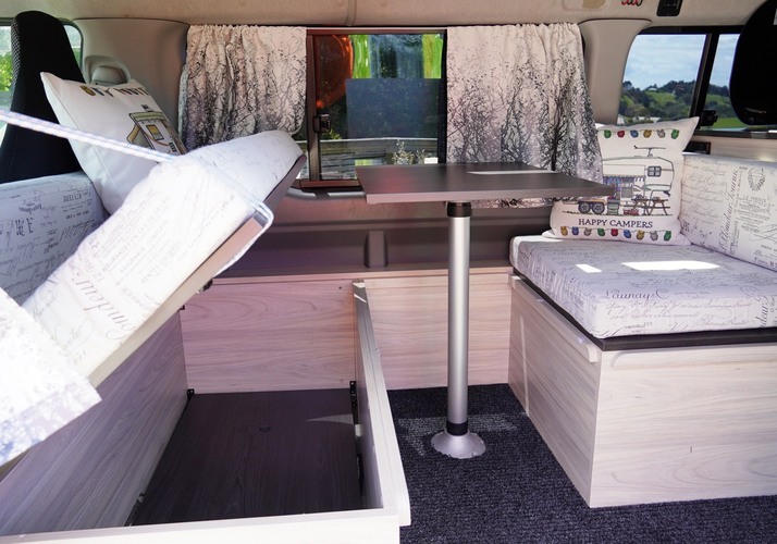 Image of a Campervan - Image 2