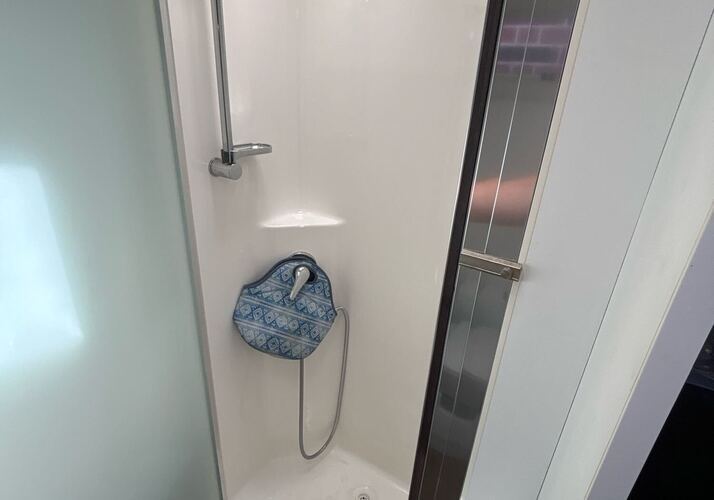 Image of a Caravan - Image 8