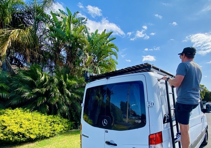 Image of a Campervan - Image 8
