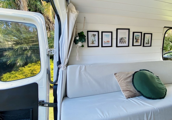 Image of a Campervan - Image 16