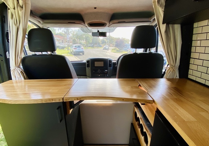 Image of a Campervan - Image 12
