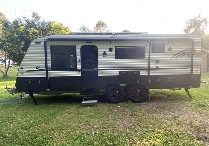 Image of a Caravan - Image 9