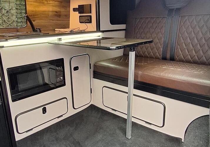 Image of a Campervan - Image 4