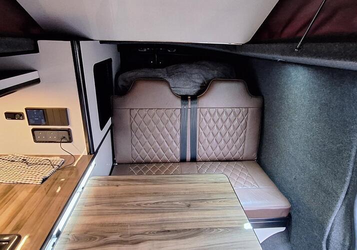 Image of a Campervan - Image 9