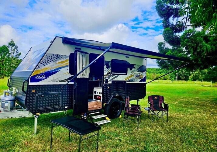 Image of a Caravan - Image 2