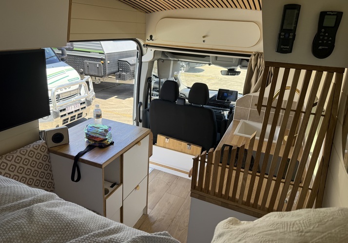 Image of a Campervan - Image 11