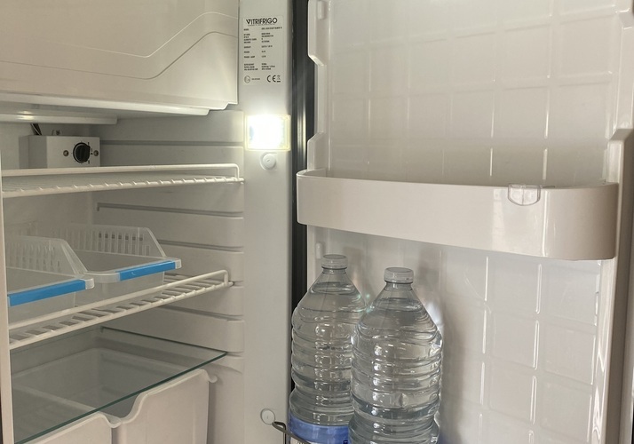 Image of a Campervan - Image 9