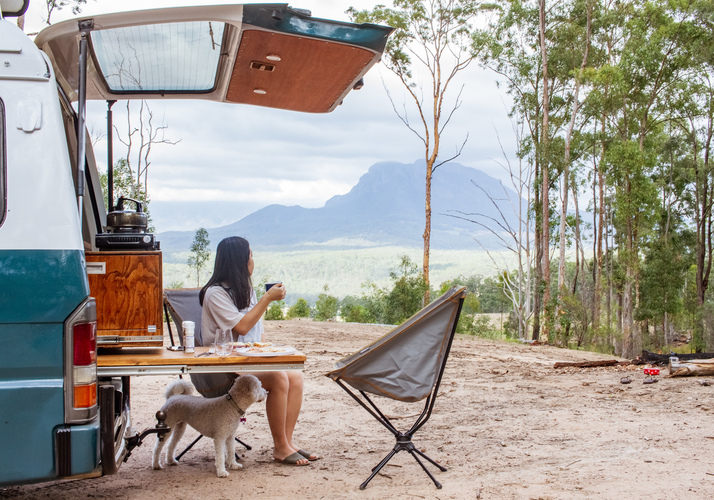 Image of a Campervan - Image 4