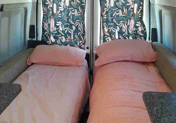 Image of a Campervan - Image 2