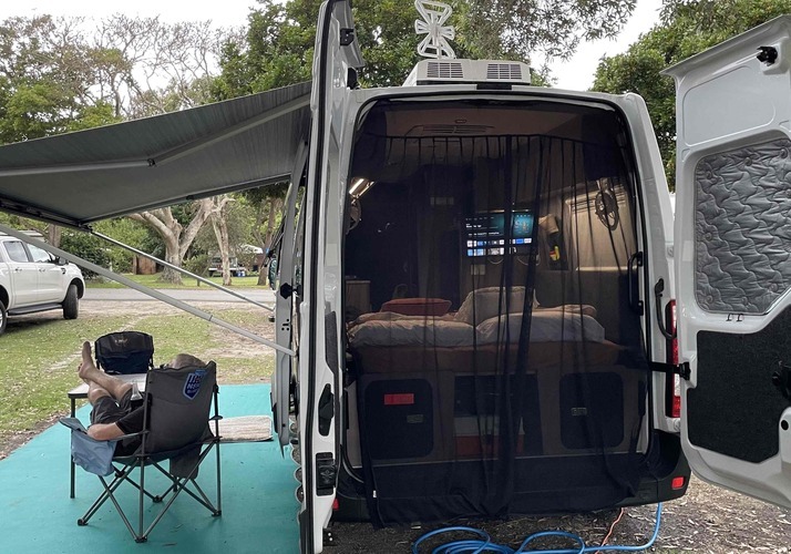 Image of a Motorhome - Image 16