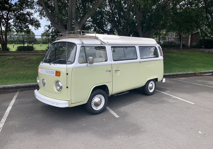Image of a Campervan - Image 9