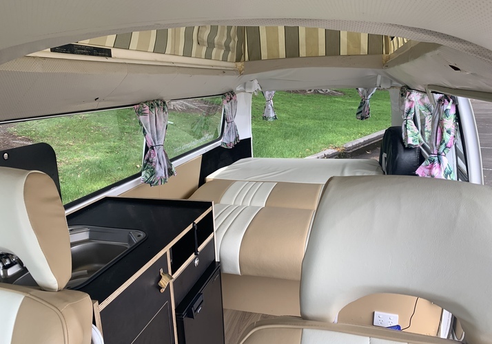 Image of a Campervan - Image 5