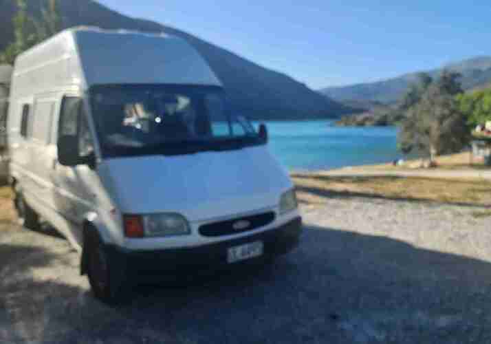 Image of a Campervan - Image 6