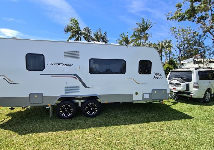 Image of a Caravan - Image 4