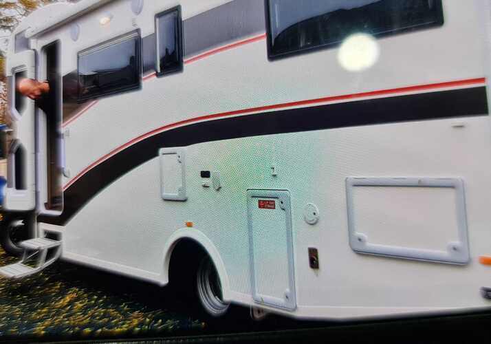 Image of a Motorhome - Image 7