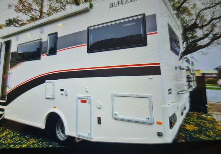 Image of a Motorhome - Image 9