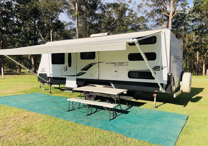 Image of a Caravan - Image 5
