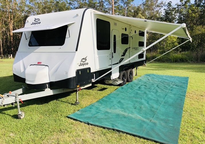 Image of a Caravan - Image 4