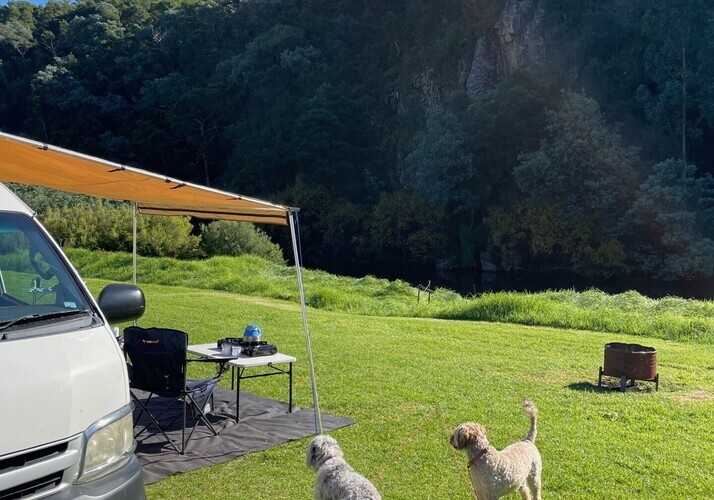 Image of a Campervan - Image 6