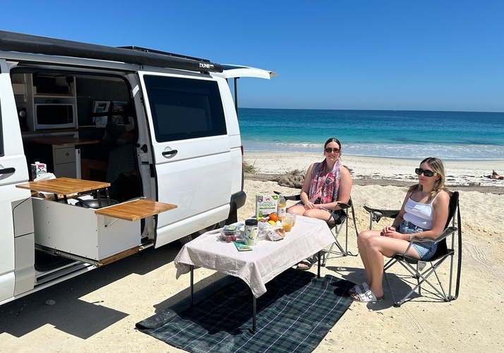 Image of a Campervan - Image 16