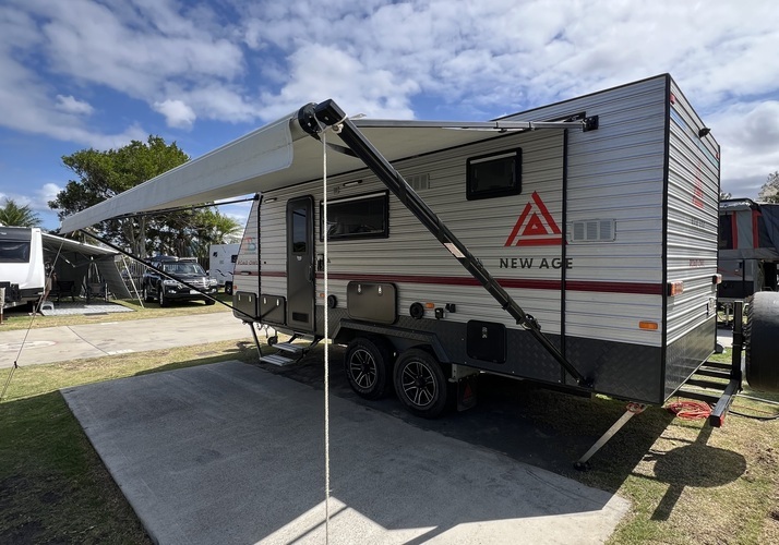 Image of a Caravan - Image 2