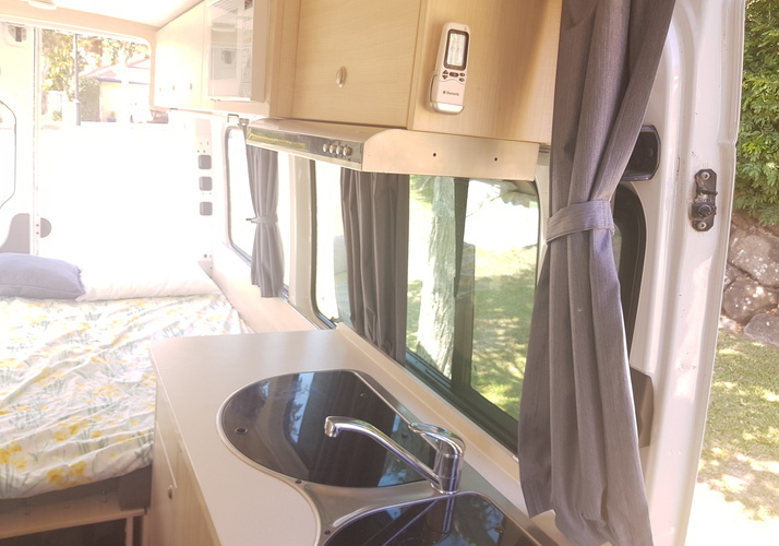 Image of a Motorhome - Image 4