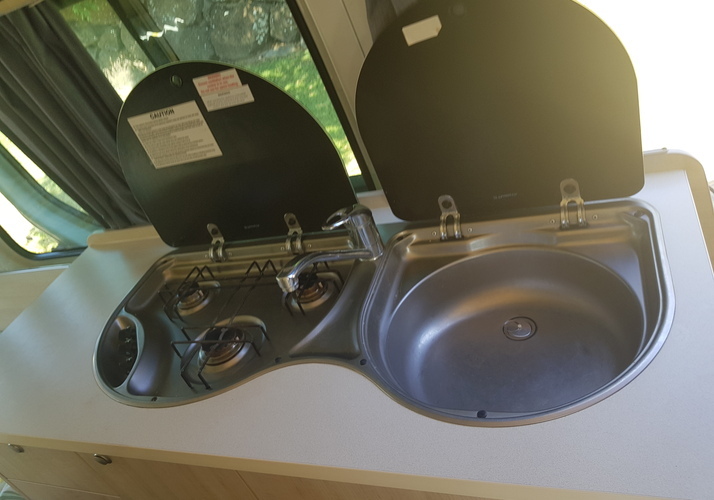Image of a Motorhome - Image 8