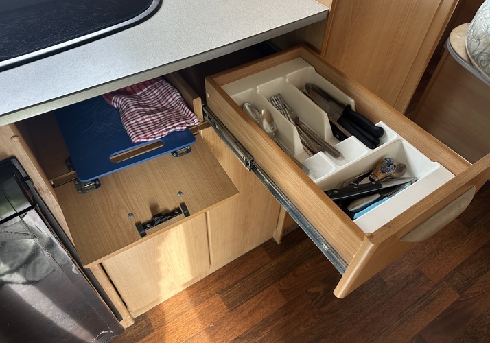 Image of a Motorhome - Image 13