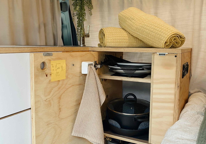 Image of a Campervan - Image 5