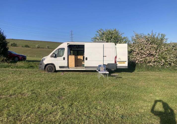 Image of a Campervan - Image 5